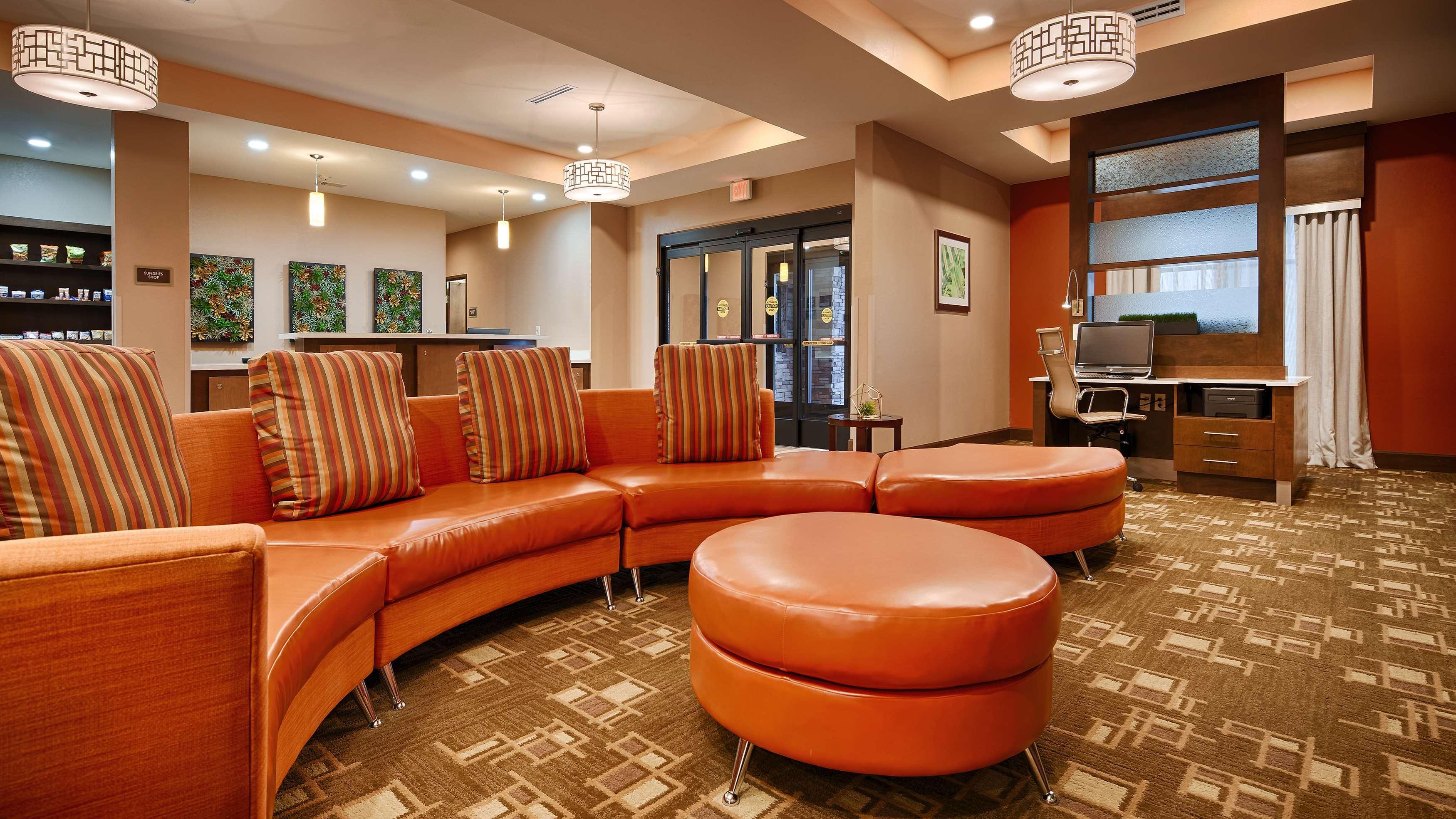Best Western Plus Flatonia Inn Exterior foto
